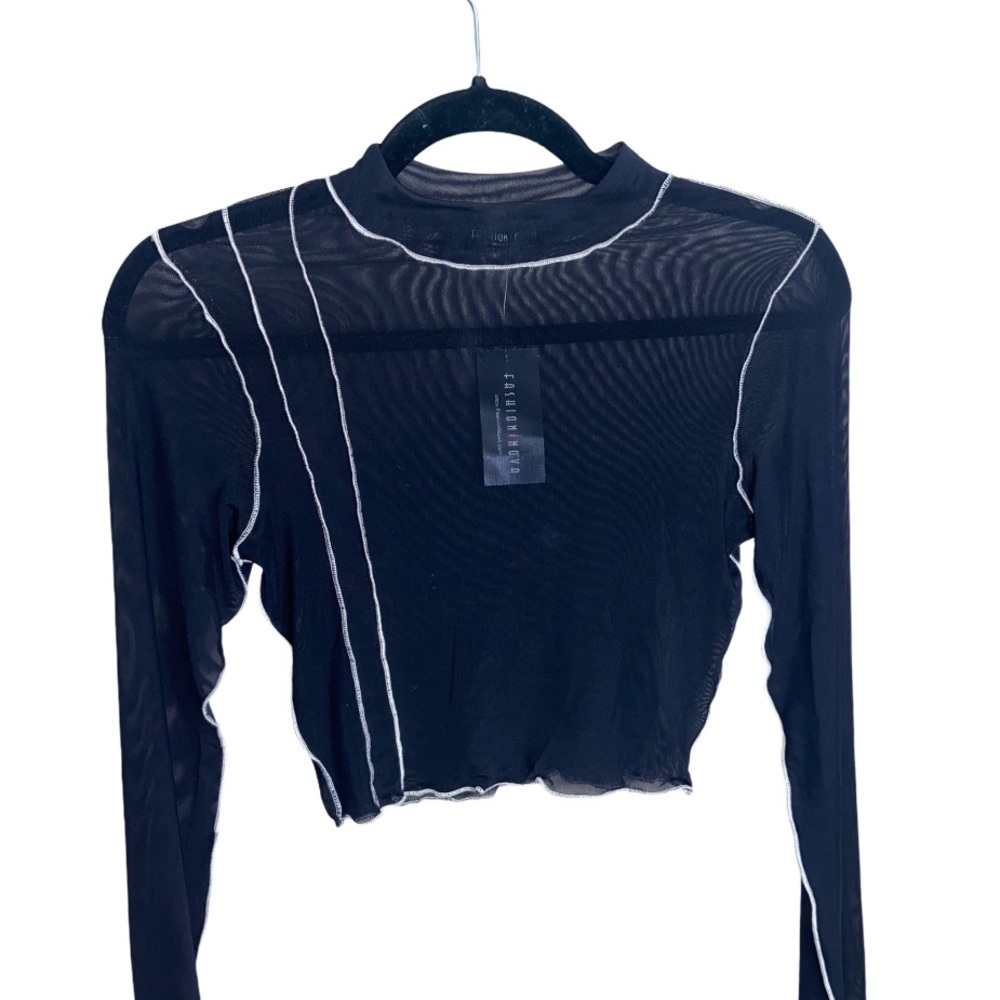 Black Mesh Crop Top NWT!!🔥